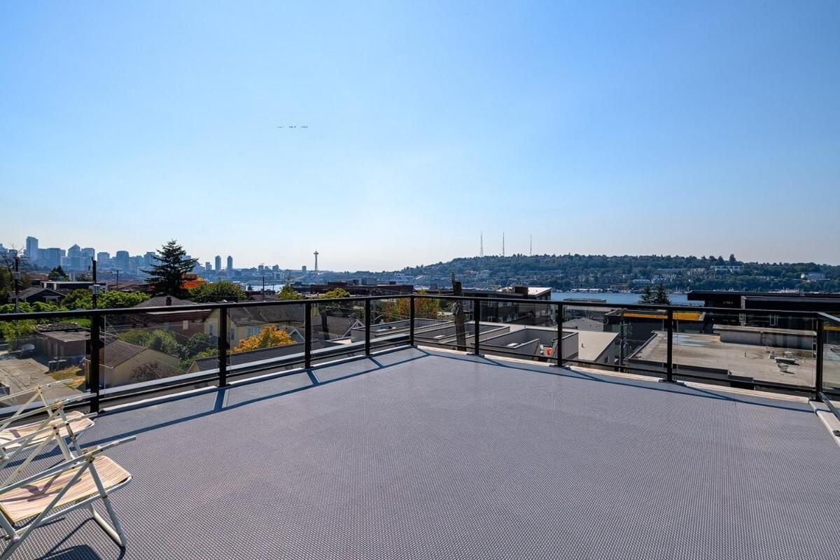 Seattle Urban Village - Vashon1 - Roof Top View Deck Exterior photo